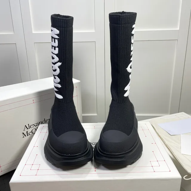 Alexander McQueen 黑色白色针织袜顶 Logo集成 膝靴 9