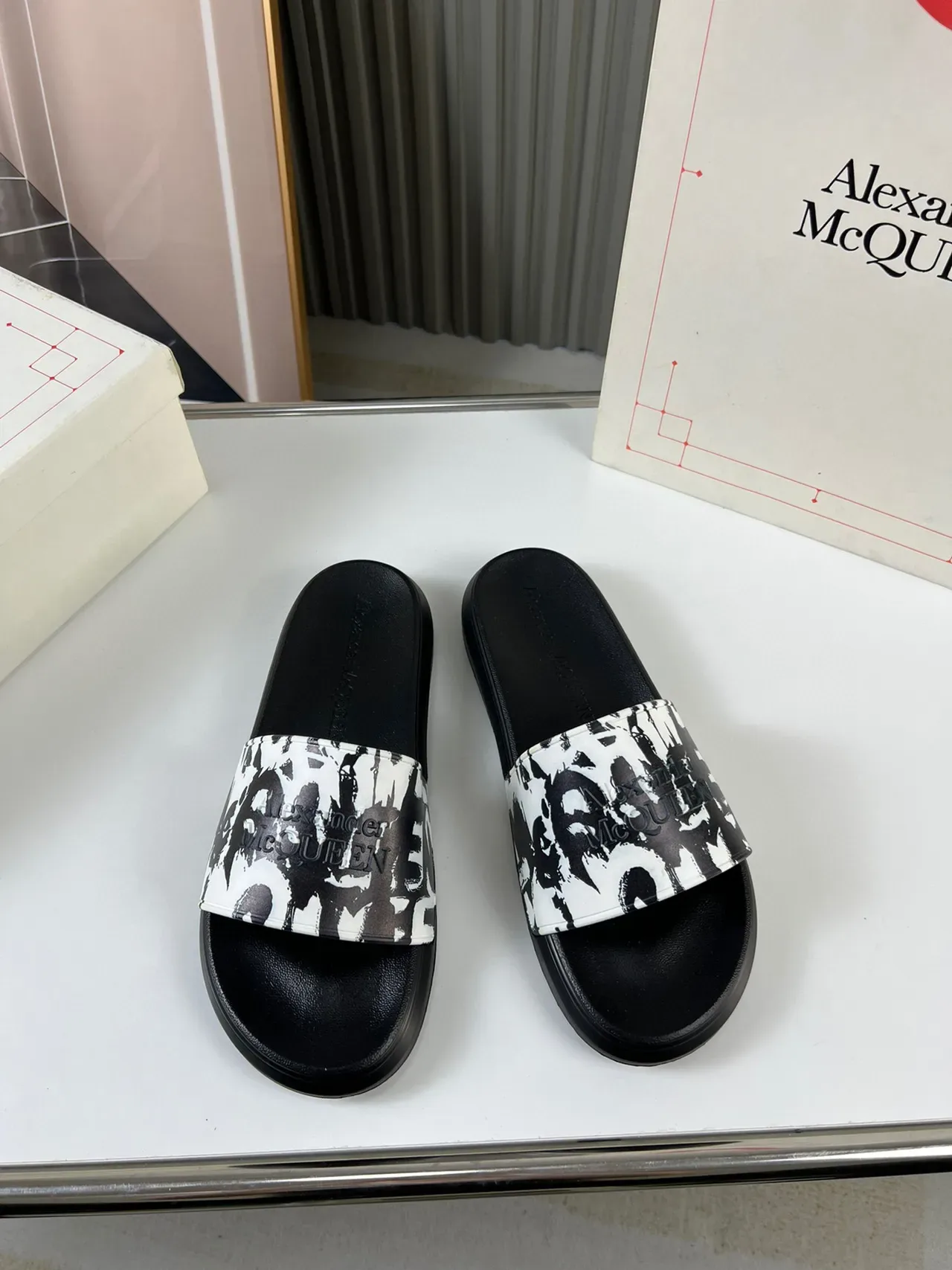 Alexander McQueen Graphic Print Slide Slippers 8