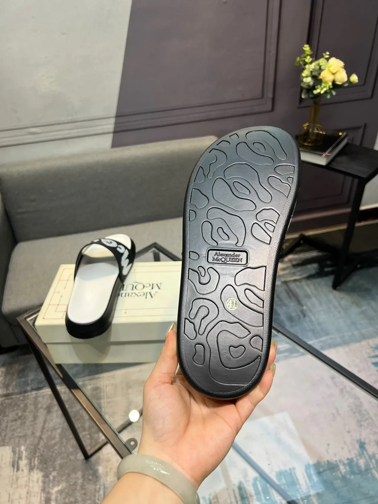 Alexander McQueen Logo Slide काला सफेद पट्टी प्लेटफॉर्म सोल स्लिपर्स 6
