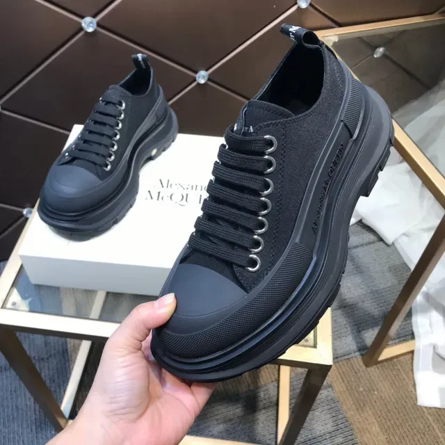 Alexander McQueen Oversized Sneaker Black Lifestyle Sneakers 3