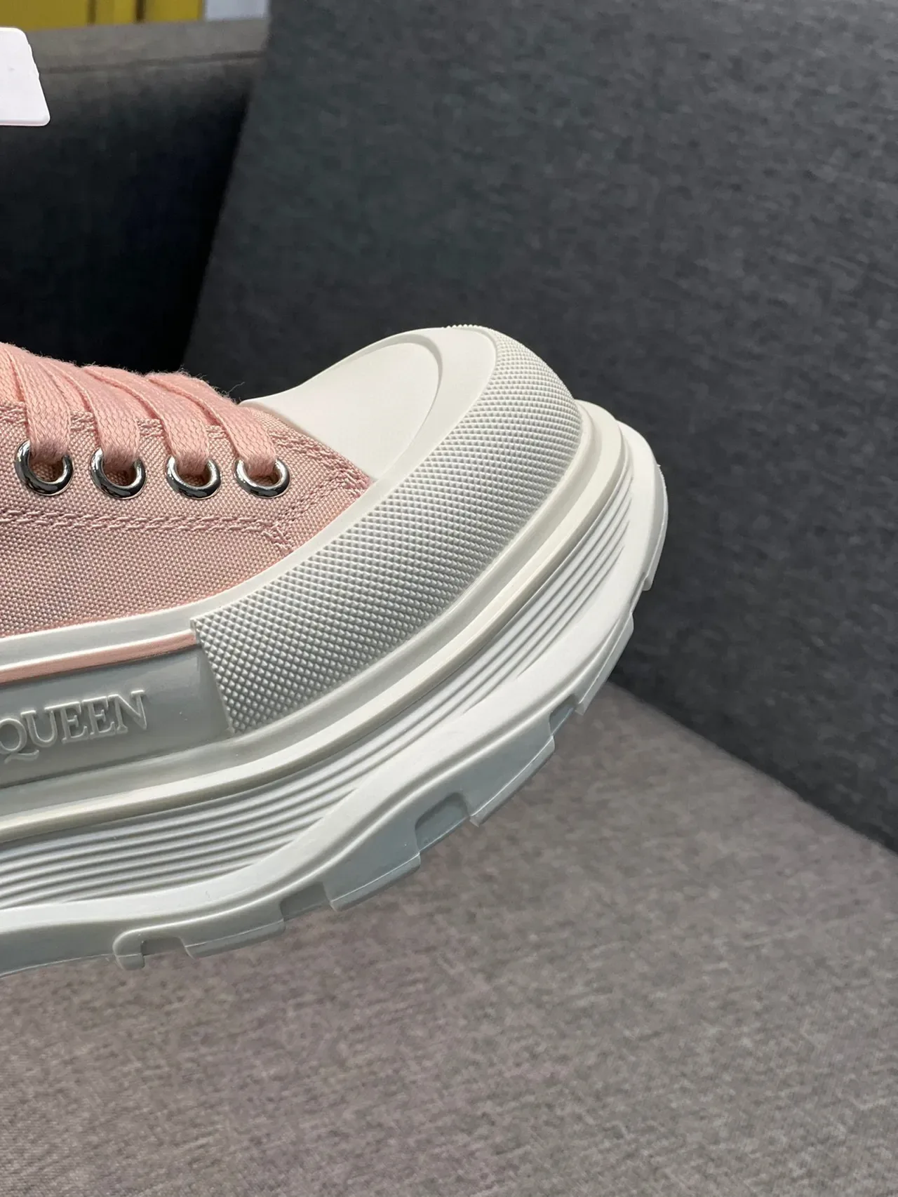 Alexander McQueen Oversized Sneaker Dusty Pink White 生活球鞋 3
