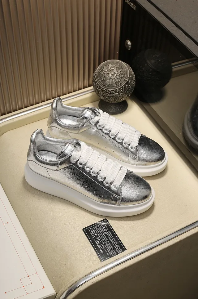 Alexander McQueen Oversized Sneaker Metallic Silver Lifestyle Sneakers 7
