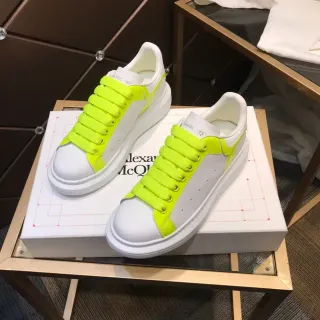 Alexander McQueen Oversized Sneaker सफेद और नियोन येलो Lifestyle Sneakers