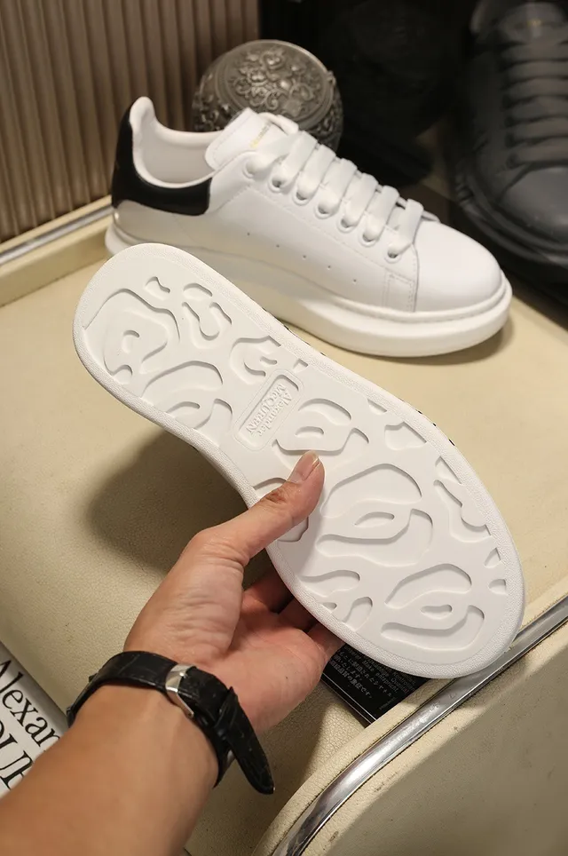 Alexander McQueen Oversized Sneaker White Black Silhouette Bold Side Logo Print Lifestyle Sneakers 5