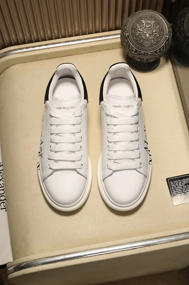 Alexander McQueen Oversized Sneaker White Black Silhouette Bold Side Logo Print Lifestyle Sneakers 8