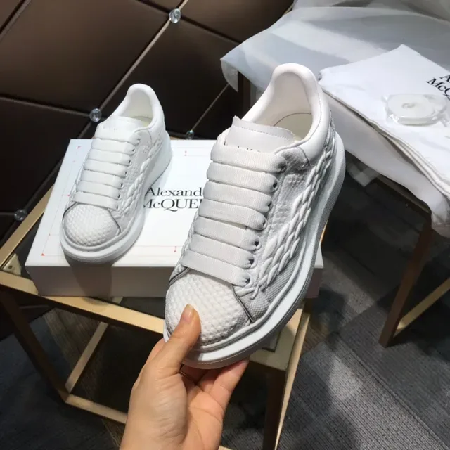 Alexander McQueen Zapatillas Lifestyle Oversized Blancas 3