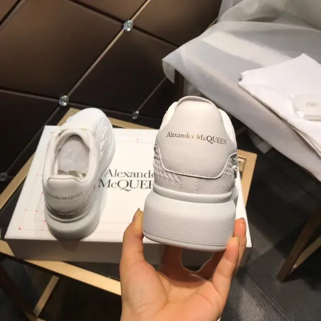 Alexander McQueen Zapatillas Lifestyle Oversized Blancas 6