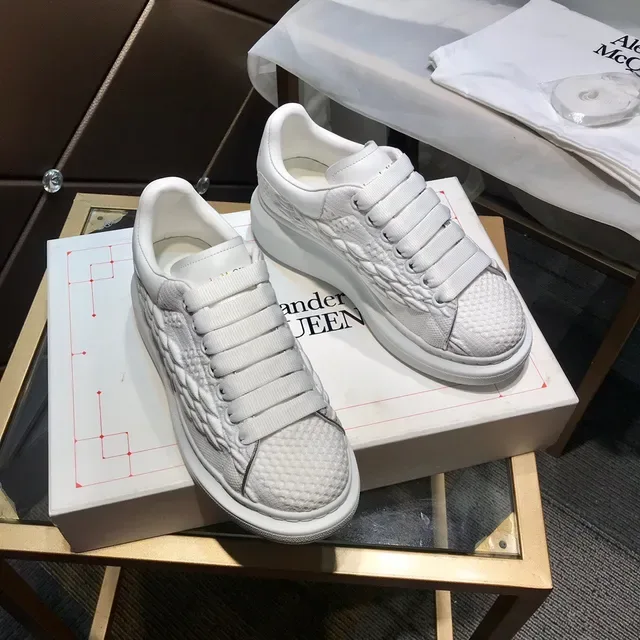 Alexander McQueen Zapatillas Lifestyle Oversized Blancas 7