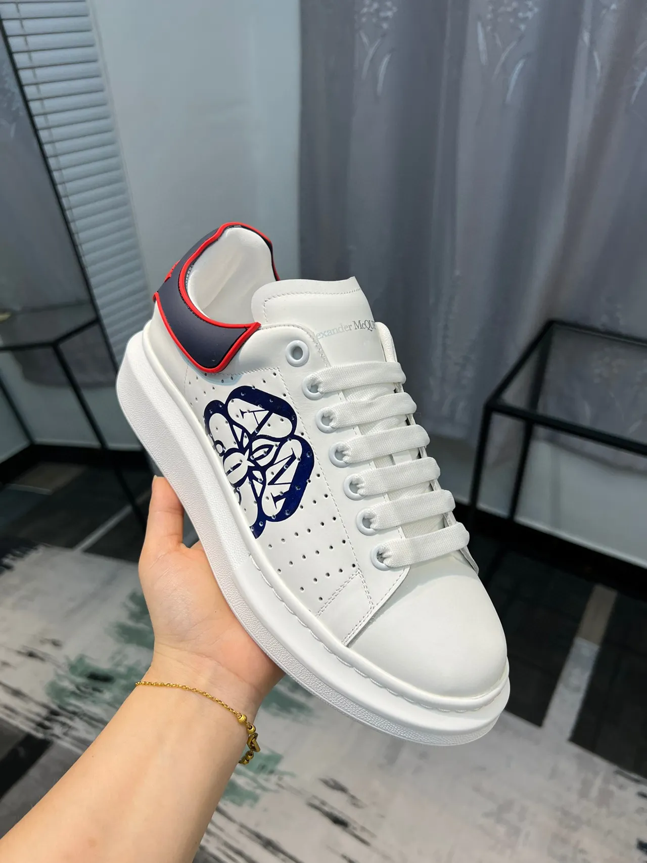 Alexander McQueen Oversized Sneaker White Navy Red Lifestyle Sneakers 6
