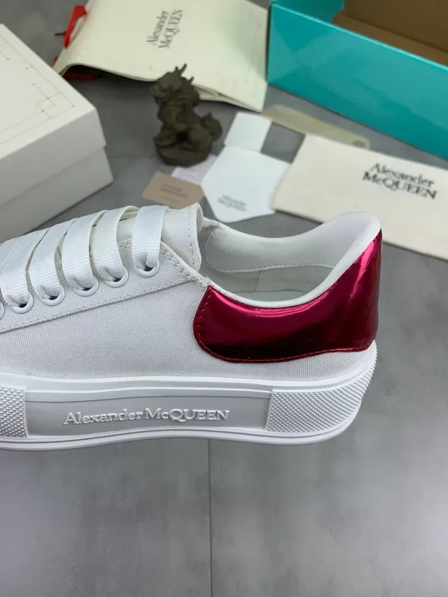 Alexander McQueen White Pink Oversized Sole Metallic Heel Tab Lifestyle Sneakers 4