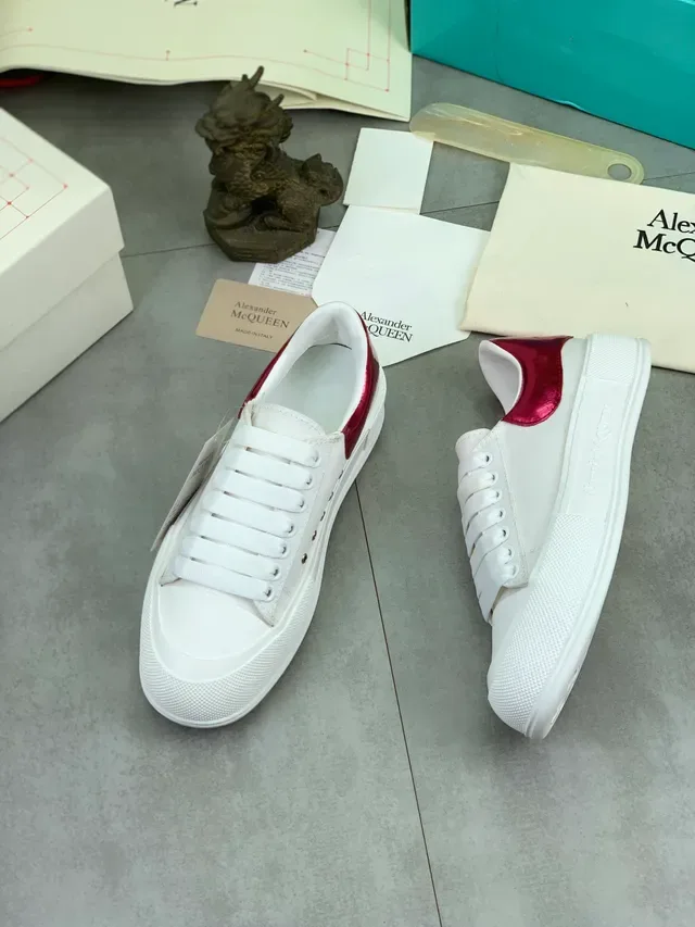 Alexander McQueen White Pink Oversized Sole Metallic Heel Tab Lifestyle Sneakers 5
