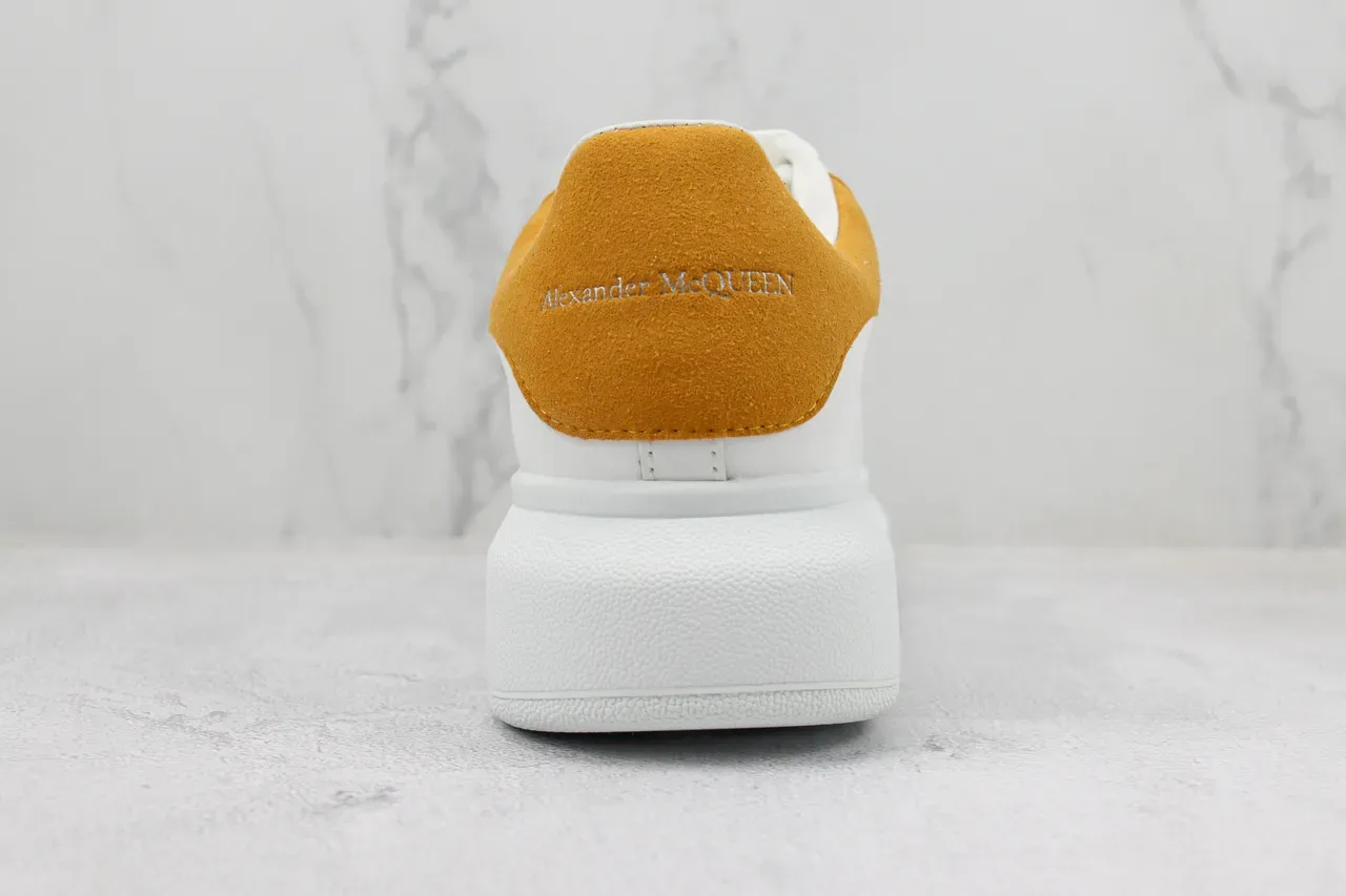 Alexander McQueen 白色黄色 超大鞋底 光滑皮革鞋面 生活方式运动鞋 9