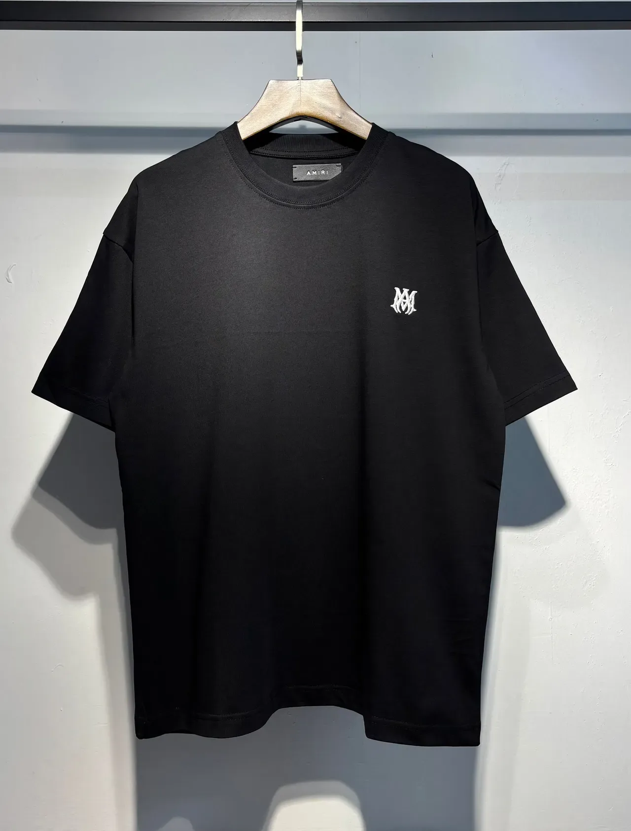 T-shirt col rond Amiri à logo brodé 7