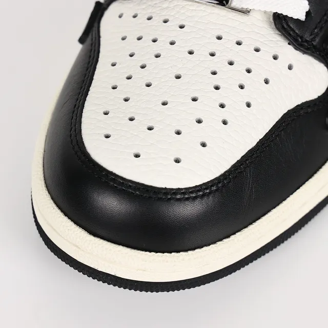 Amiri Skel Top Black and White Lifestyle Sneakers 5