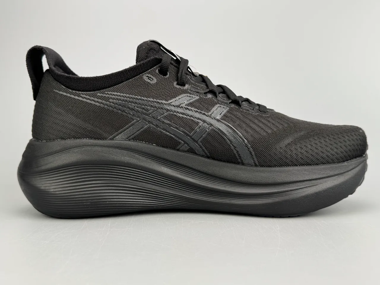 ASICS Black Monochromatic Engineered Mesh Upper Running Shoes 10