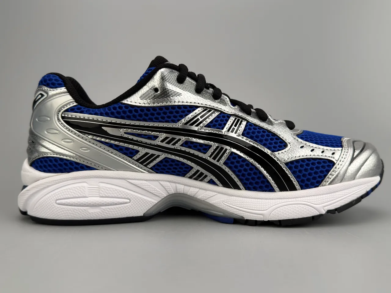 ASICS Gel-Kayano Silver and Royal Blue أحذية الجري 10