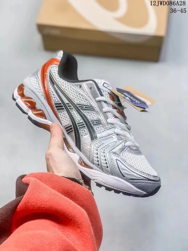 ASICS Gel-Kayano Chaussures de Running Argent Orange Noir 2