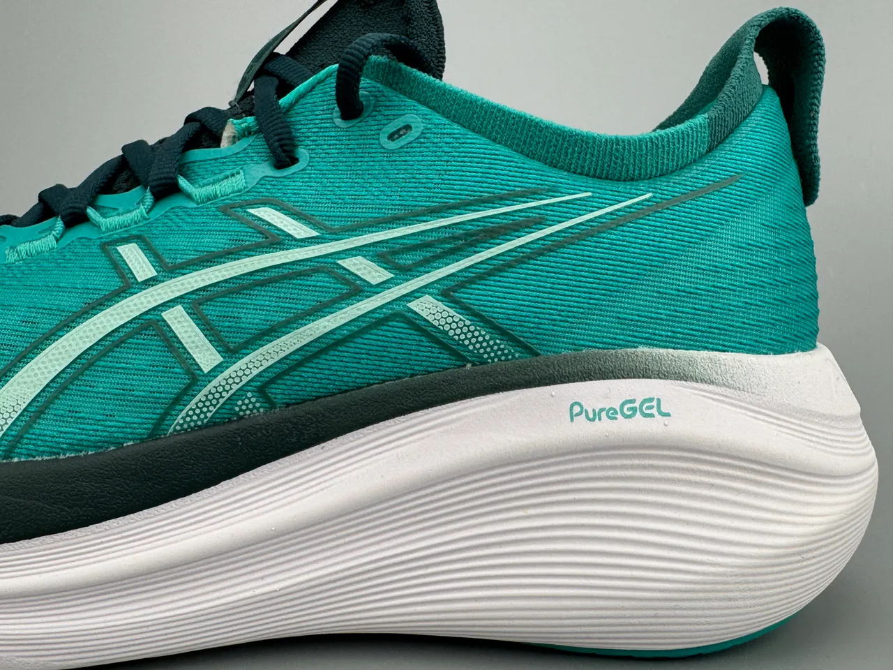 ASICS Gel-Nimbus 27 أحذية جري تيل أخضر 9