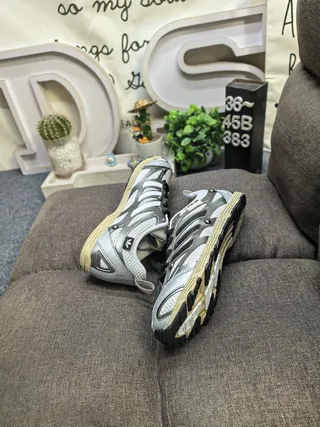 ASICS Gel-NYC Silver Black Beige Running Shoes 6