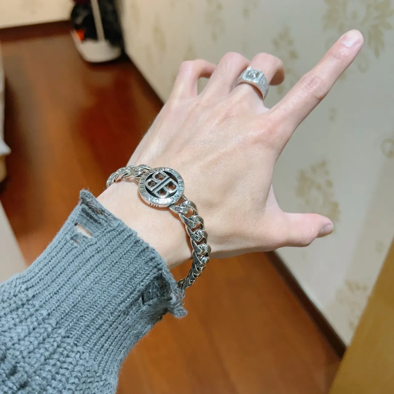 Pulseira Balenciaga BB Logo Corrente Chunky Curb-Link Prateada 4