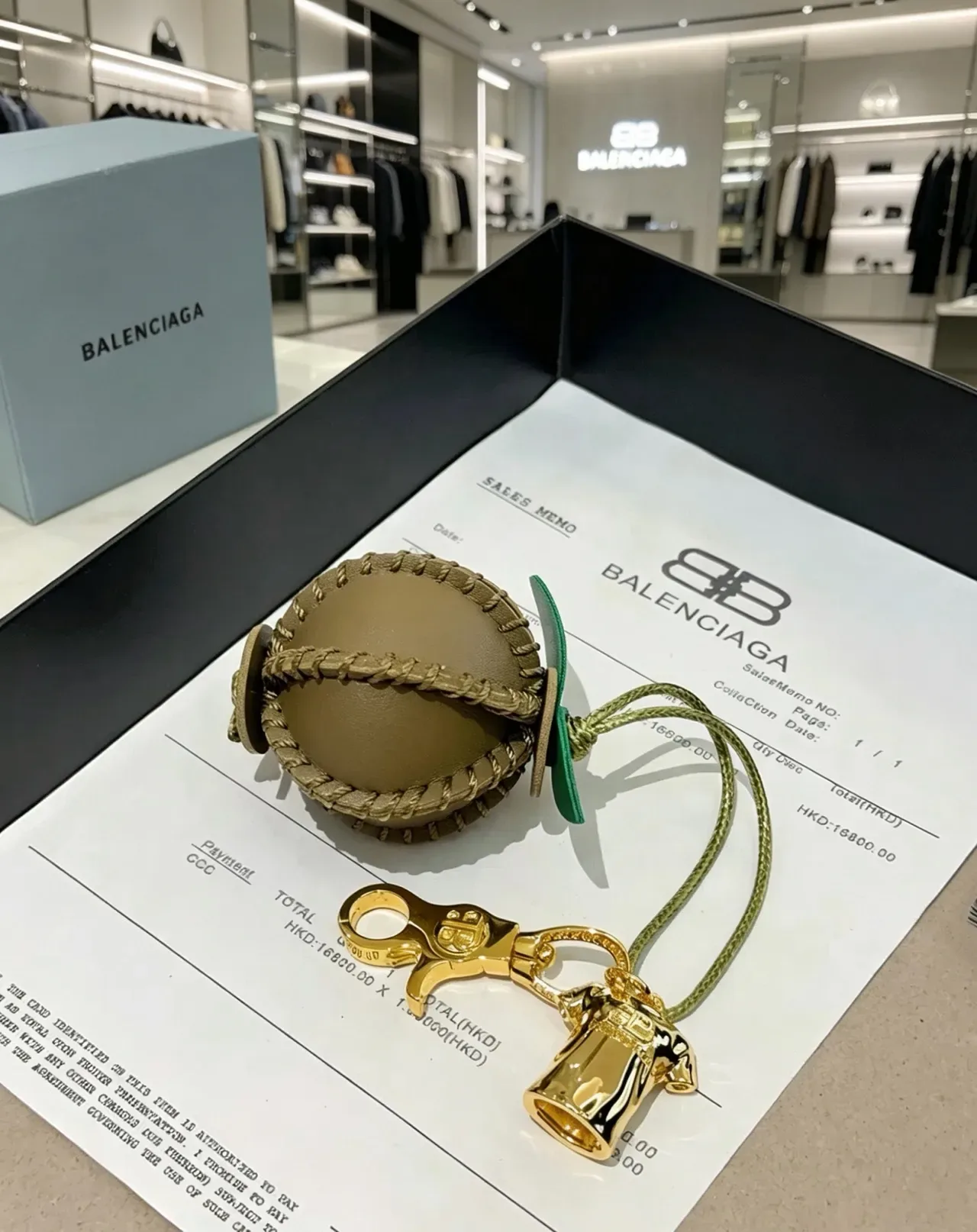 Balenciaga Beige Green Spherical Leather Rope-Woven Band Handbag 5