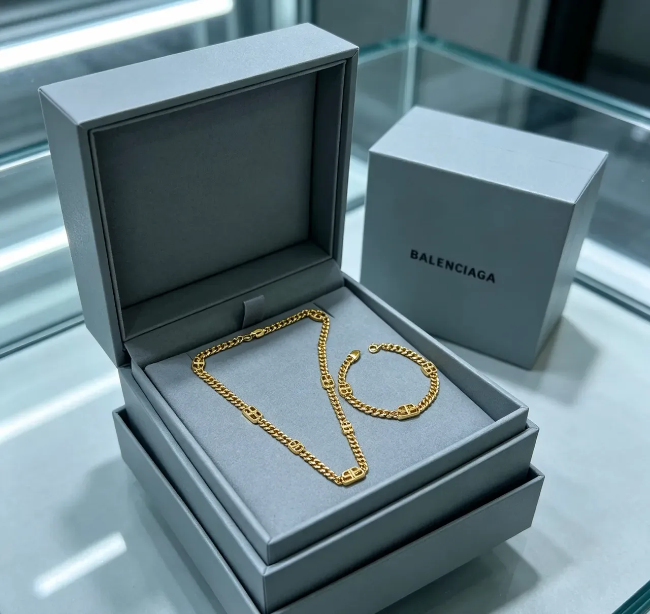 Balenciaga 黄金 粗链 Logo集成链接 项链 6