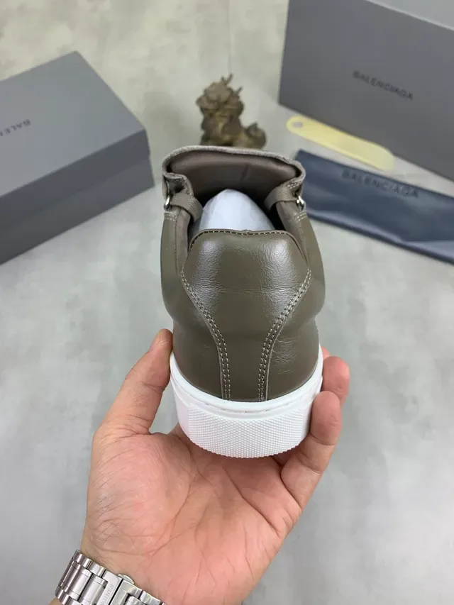 Balenciaga ধূসর সাদা চামড়া প্ল্যাটফর্ম সোল লাইফস্টাইল স্নিকার্স 3