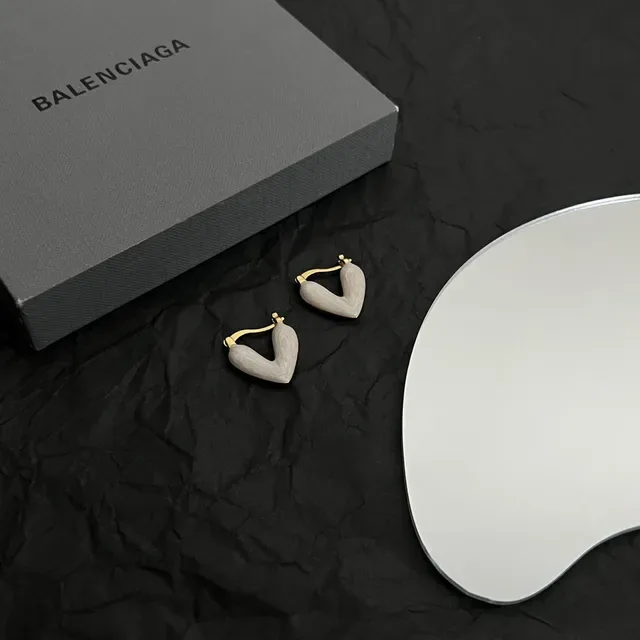 Balenciaga Heart-Shaped Marbled Earrings 3