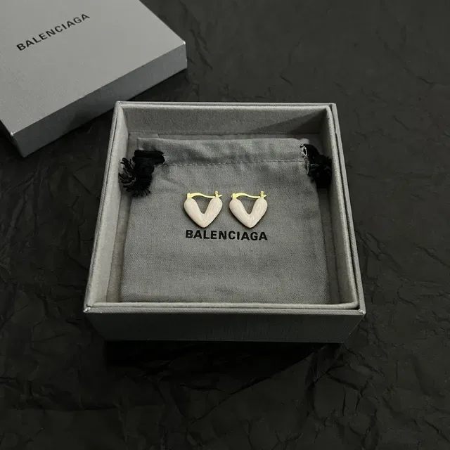 Balenciaga Heart-Shaped Marbled Earrings 6
