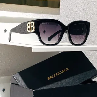 Balenciaga Hourglass نظارات شمسية سوداء متدرجة