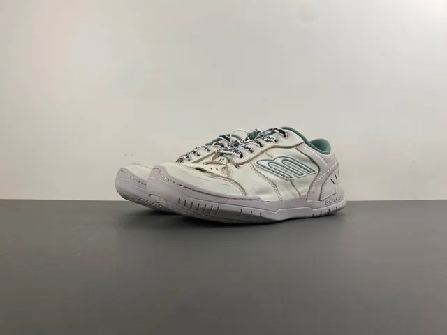 Balenciaga Runner بيج أخضر طبقة جلد علوية طباعة جرافيتي أربطة أحذية أسلوب حياة 10