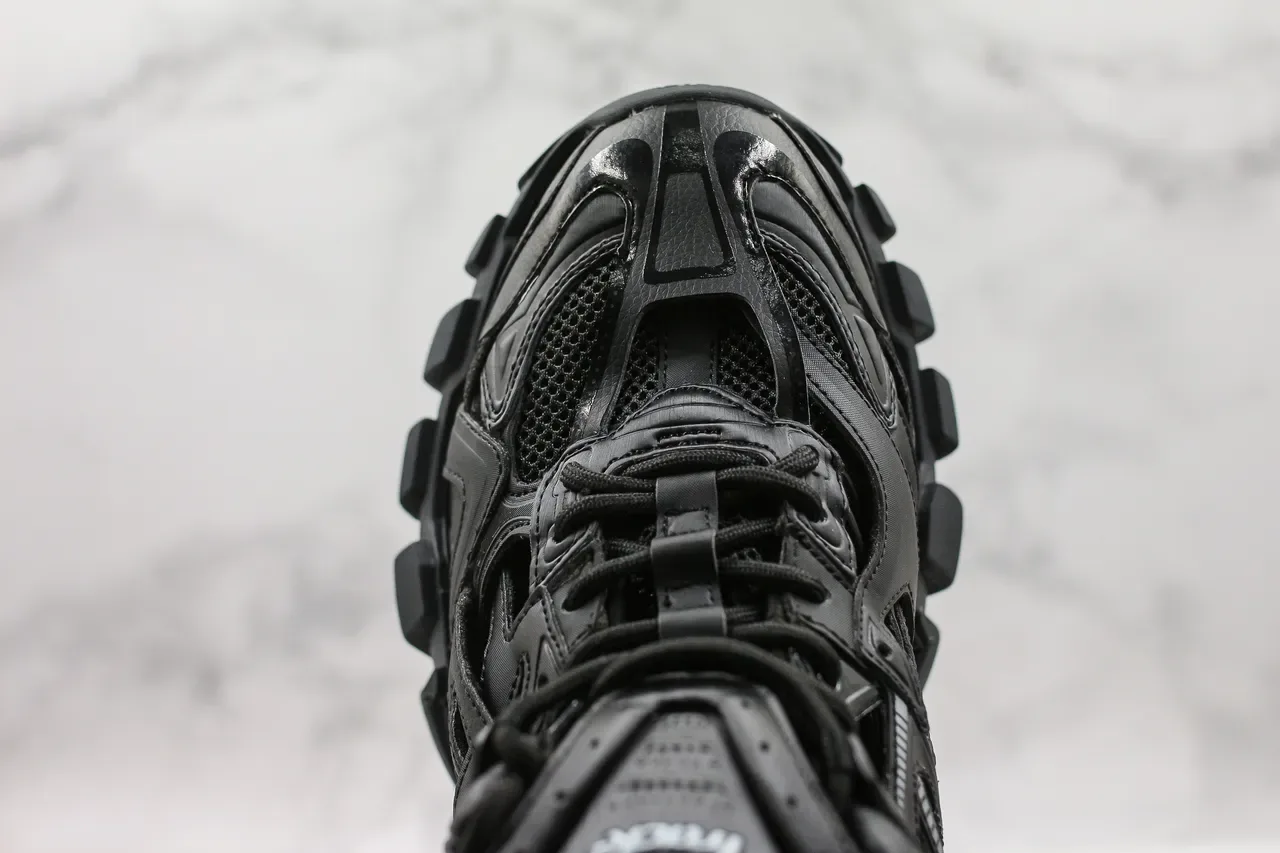 Balenciaga Runner Sneakers Chunky Noires Monochromes 8