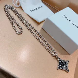 巴伦西亚加 银黑 椭圆链 凯尔特结 吊坠 项链