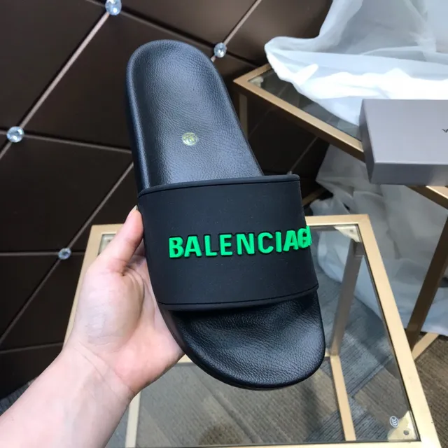 Balenciaga Slide Noir Vert Construction en caoutchouc Logo Néon Bold Sandales 2