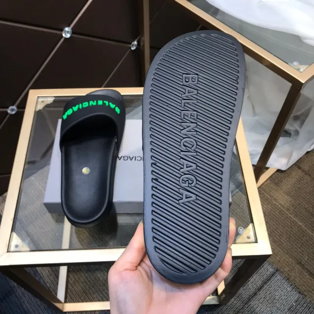 Balenciaga Slide Noir Vert Construction en caoutchouc Logo Néon Bold Sandales 3