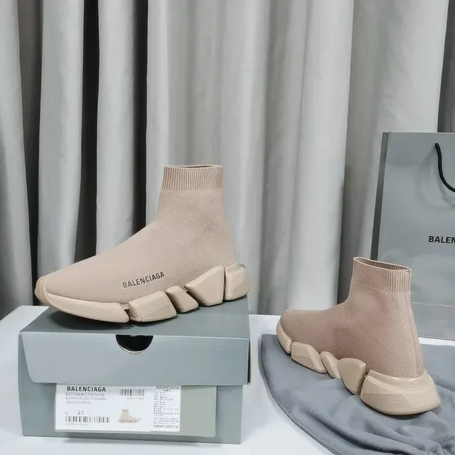 Balenciaga Speed Trainer أحذية رياضية لأسلوب الحياة بيج من الخياطة 7