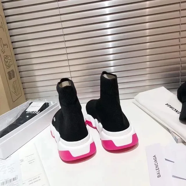Balenciaga Speed Trainer negro blanco rosa zapatillas lifestyle 6