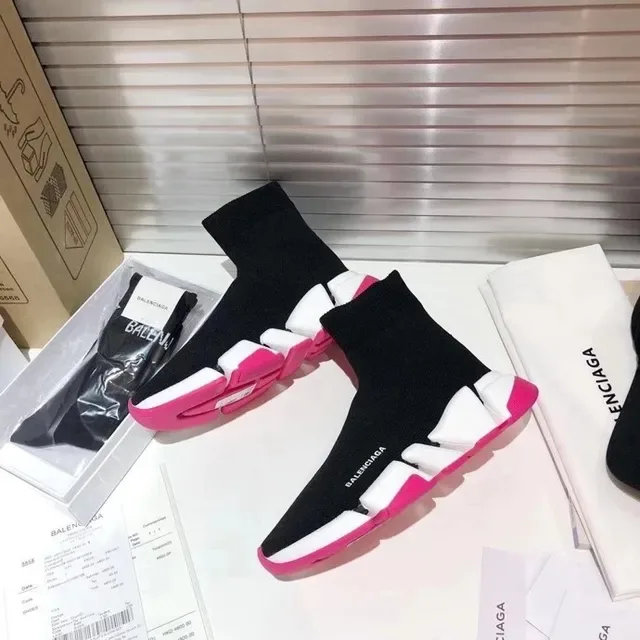 Balenciaga Speed Trainer negro blanco rosa zapatillas lifestyle 9