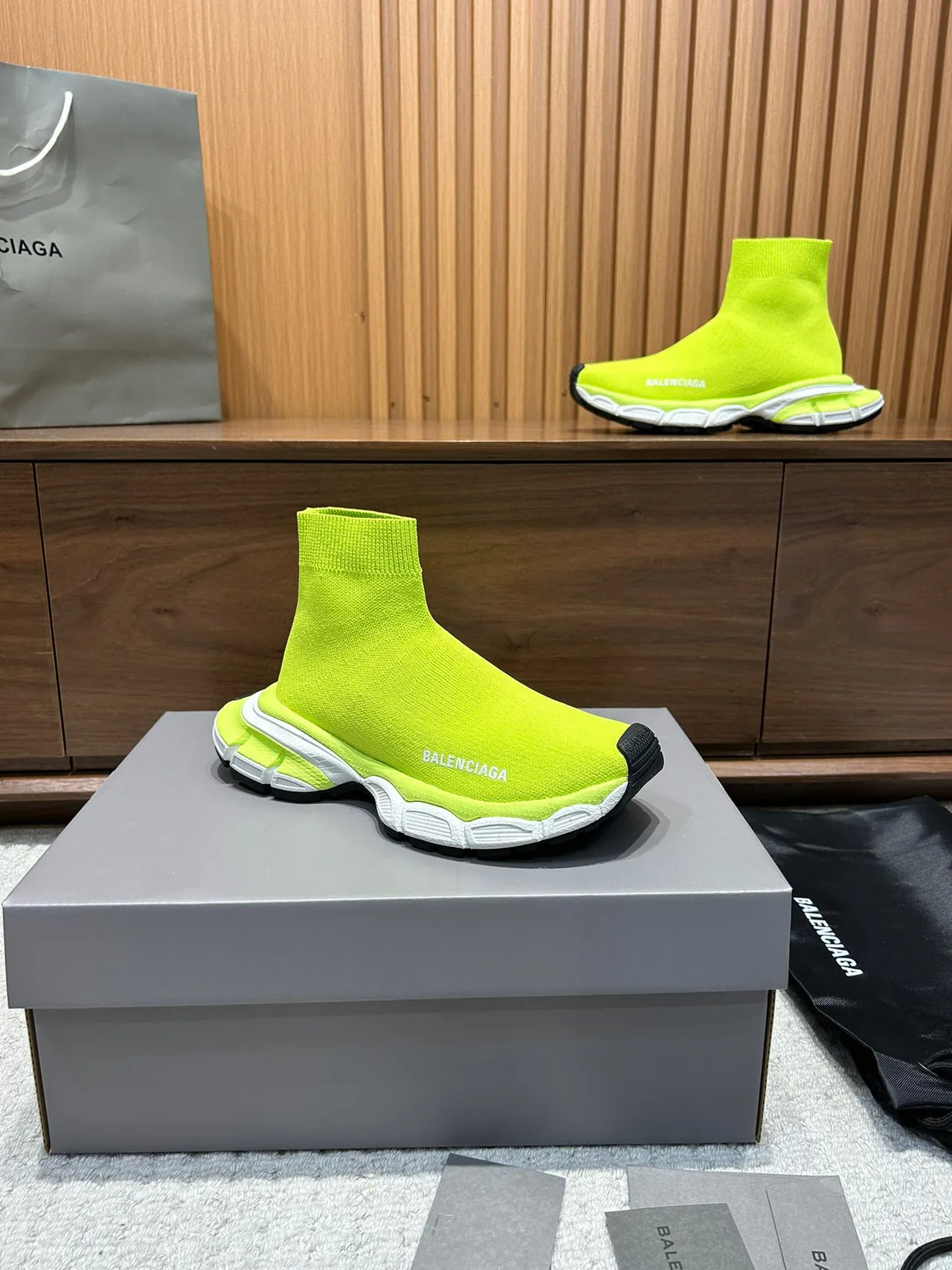 Balenciaga Speed Trainer Neon Lime 生活方式运动鞋 4