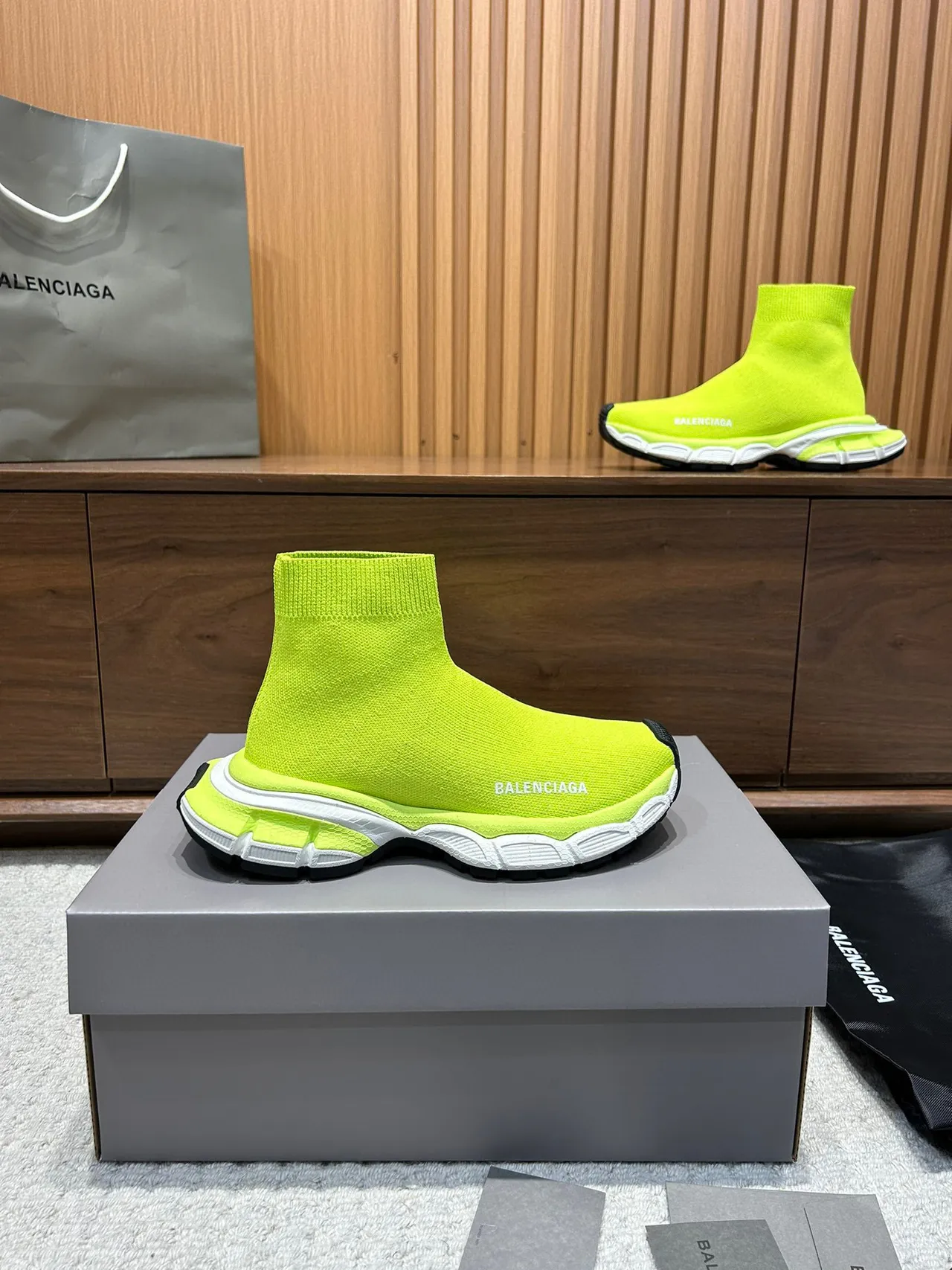 Balenciaga Speed Trainer Neon Lime 生活方式运动鞋 6