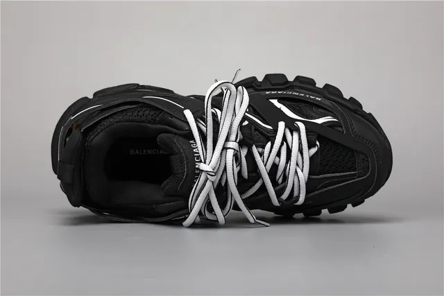 Balenciaga Track Sneaker zapatillas negras y blancas chunky 7