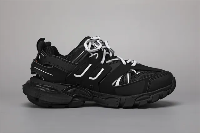 Balenciaga Track Sneaker zapatillas negras y blancas chunky 8