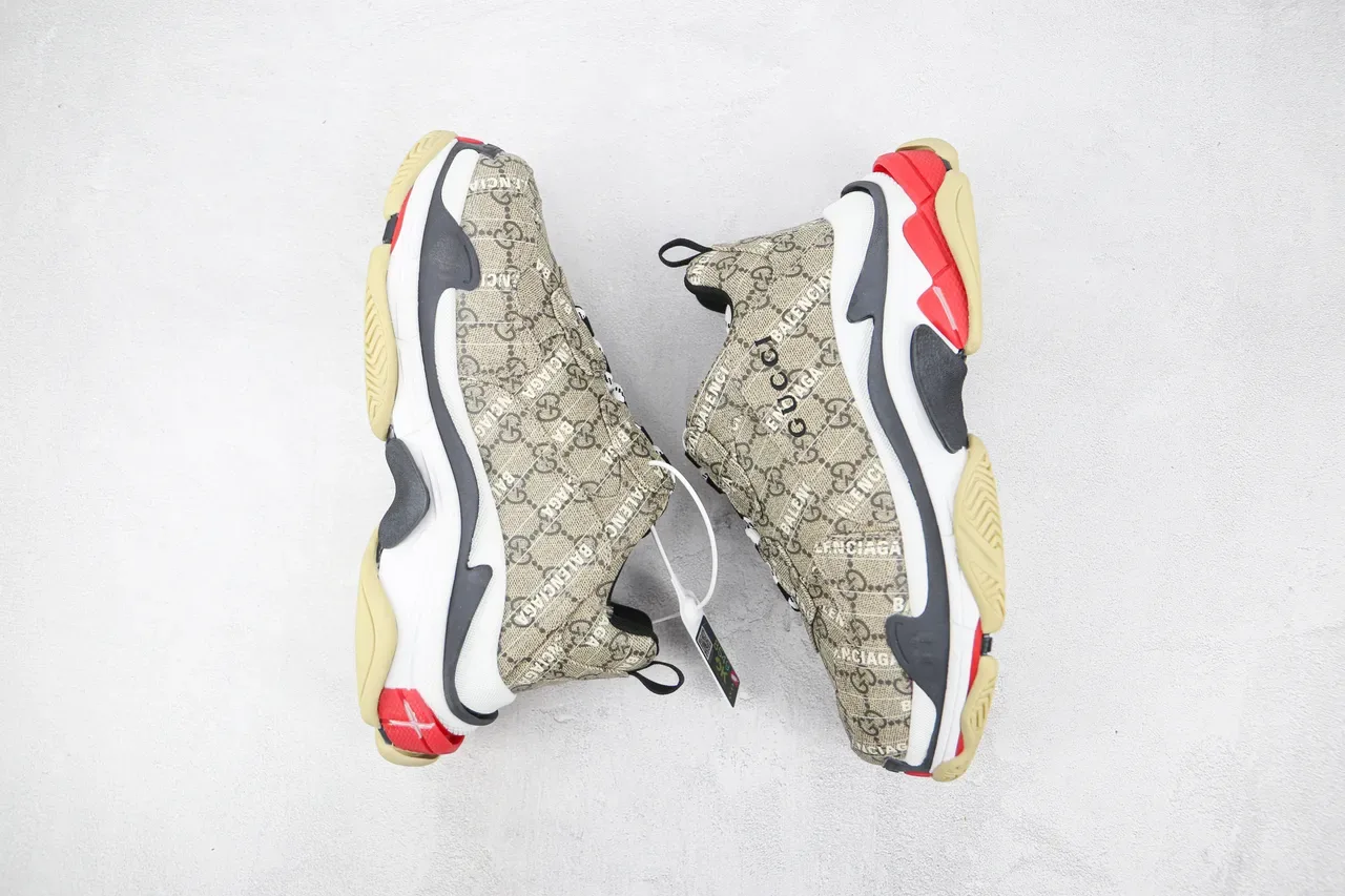 Balenciaga Triple S Monogram Beige Red Gum চাঙ্কি স্নিকার্স 9