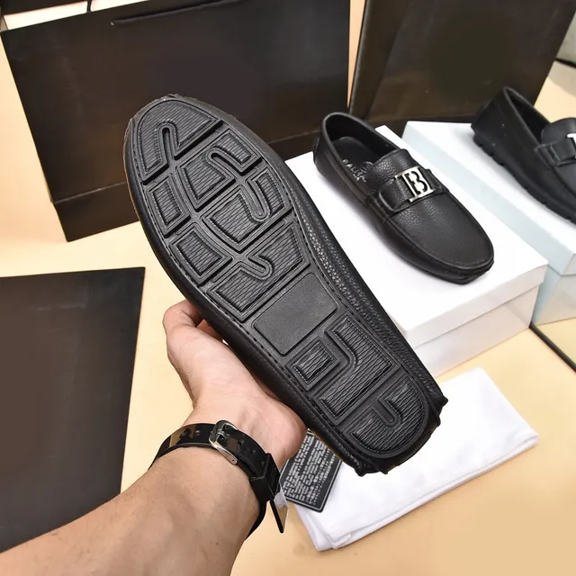 Balmain B-Court Mocasines de cuero negro granulado 4