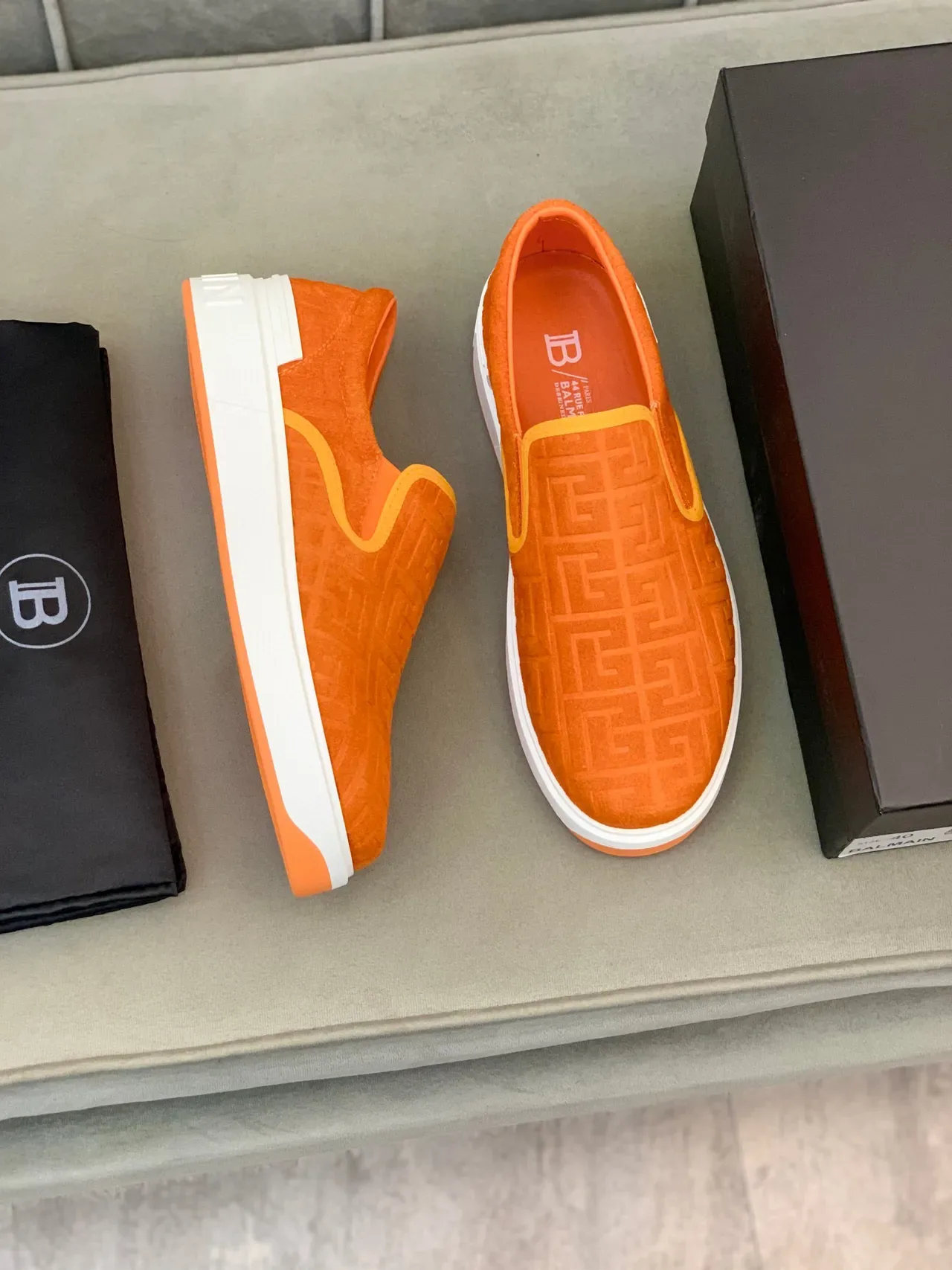 Balmain B-Court Zapatillas Lifestyle Naranja Monograma Slip-On 8