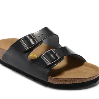 Birkenstock Arizona काले चमड़े की आरामदायक सैंडल
