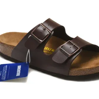 Birkenstock Arizona भूरी चमड़े की आरामदायक सैंडल