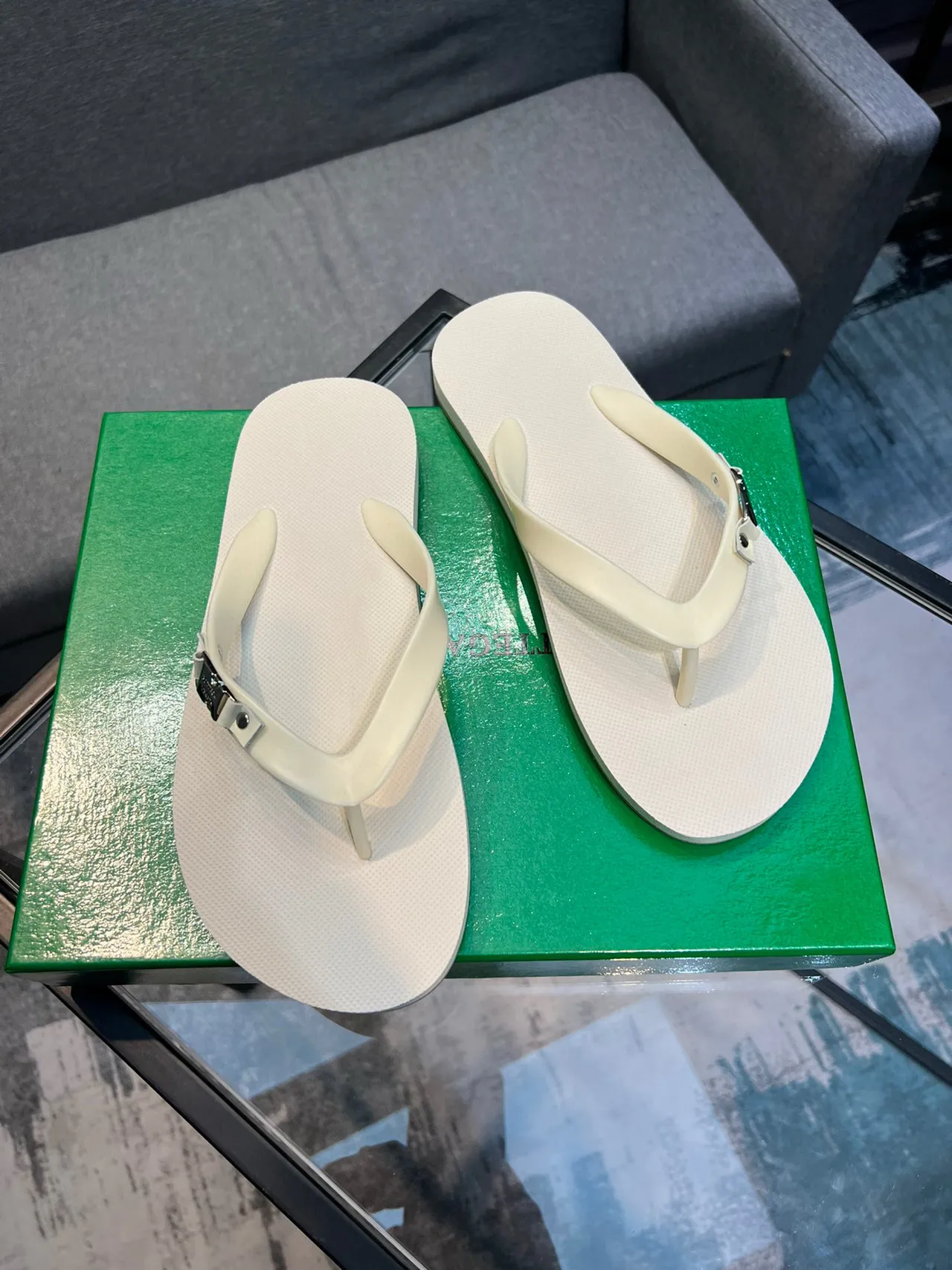 Bottega Veneta Andiamo Beige Minimalist Thong Strap Slippers 5