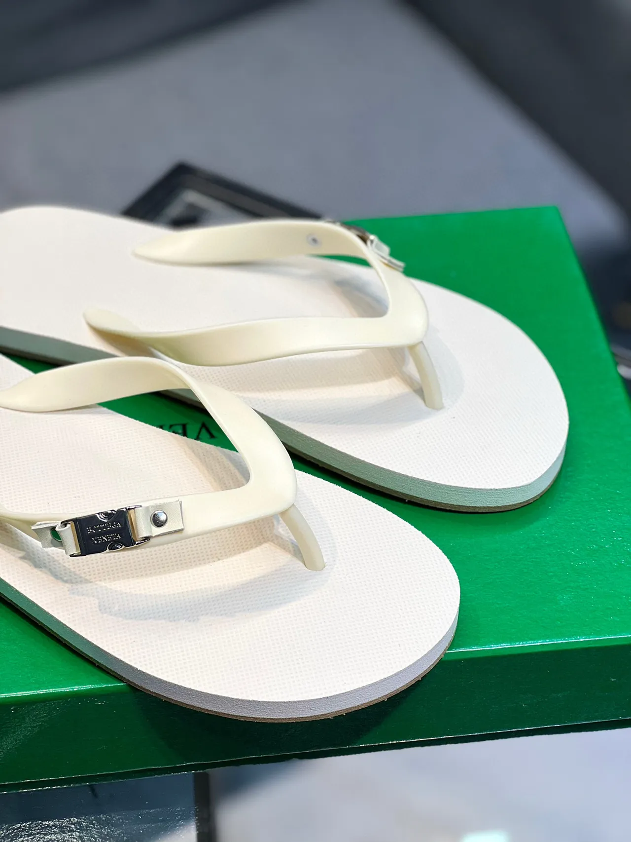 Bottega Veneta Andiamo Beige Minimalist Thong Strap Slippers 9