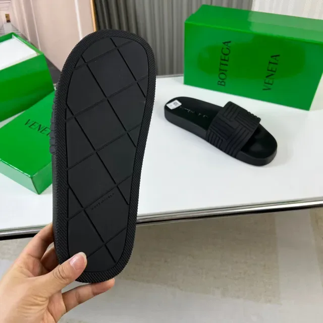 Bottega Veneta Black Ribbed Strap Slide Slippers 2